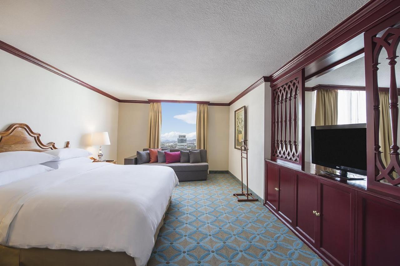Fiesta Americana Reforma Meksika Dış mekan fotoğraf Deluxe Room