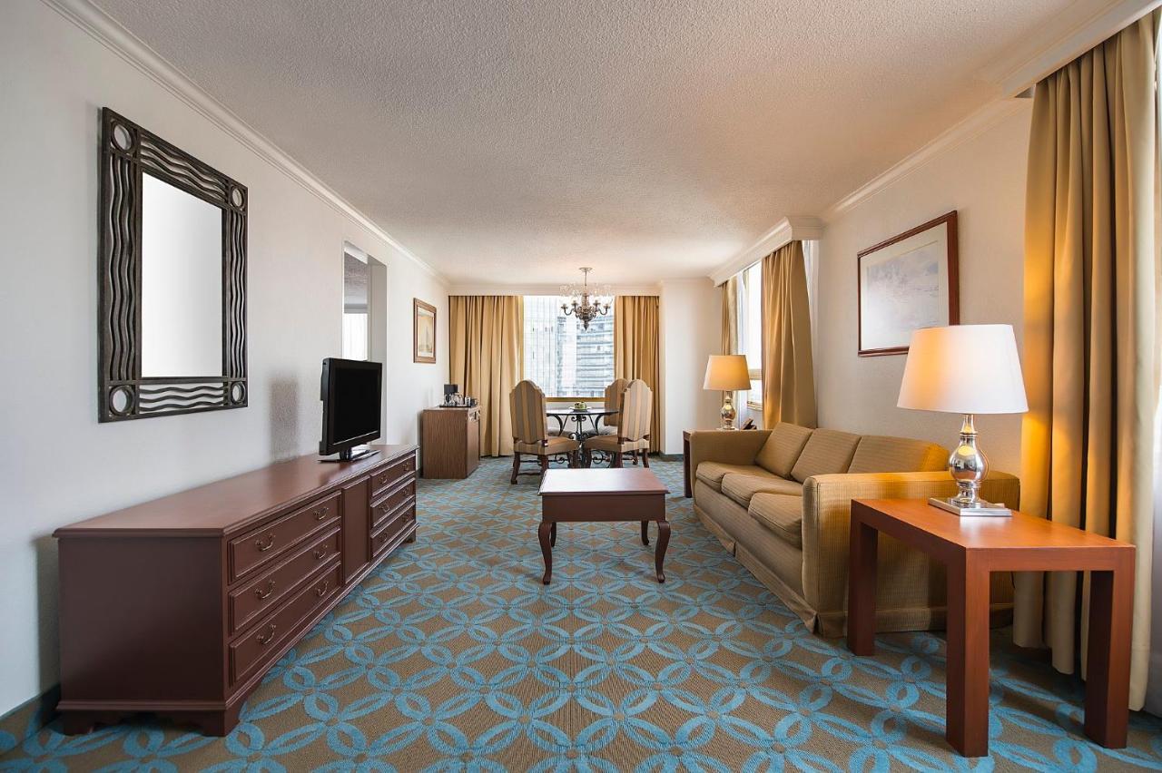 Fiesta Americana Reforma Meksika Dış mekan fotoğraf Living room